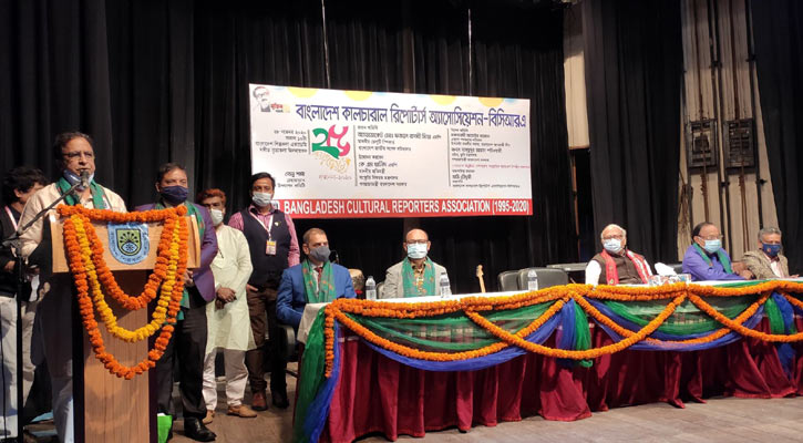 'করোনার ভ্যাকসিন এলে গুণী সংস্কৃতিসেবীদের অগ্রাধিকার দেওয়া হবে'