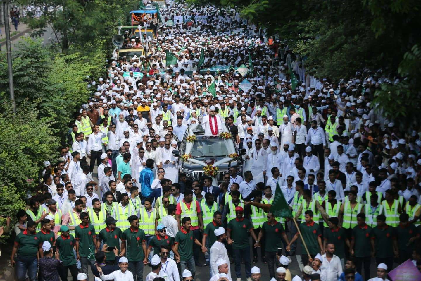 ঈদে মিলাদুন্নবী উপলক্ষে রাজধানীতে শোভাযাত্রা ও মহাসমাবেশ 