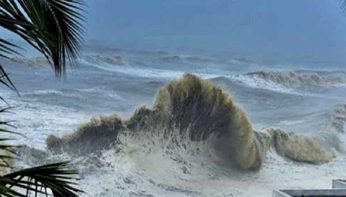 সন্ধ্যায় ঘূর্ণিঝড়ে রূপ নেবে ‘সিত্রাং’