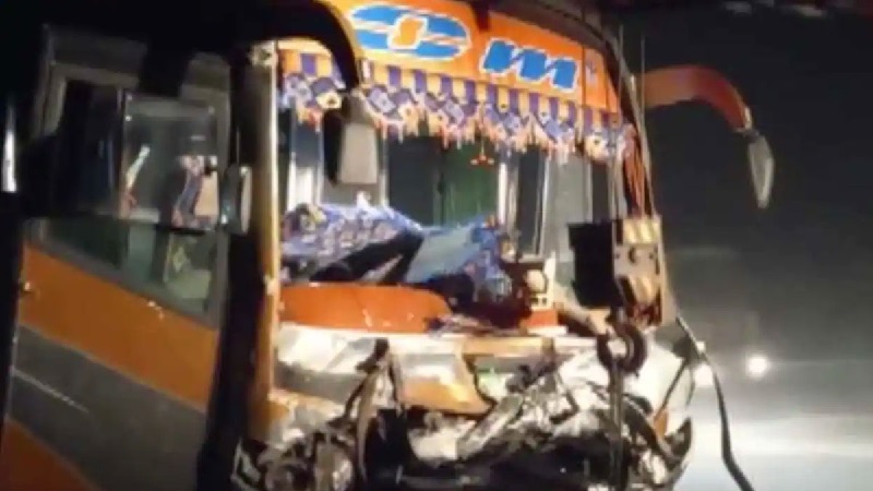 গুজরাটে বাস-এসইউভির সংঘর্ষ: নিহত ৯, আহত ৩২