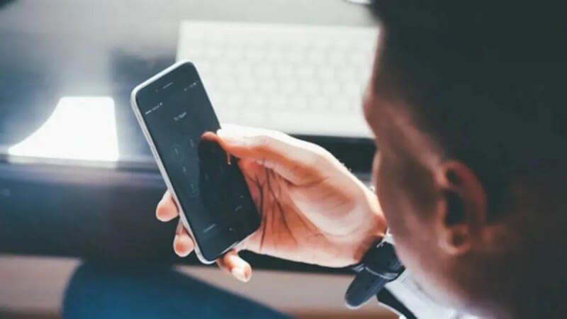 মোবাইল ফোনে ইমার্জেন্সি ব্যালেন্স নিয়ে মারা গেলে গুনাহ হবে কি?