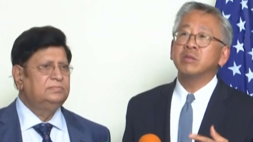 সব দেশের আগে বাংলাদেশ জিএসপি সুবিধা পাবে: ডোনাল্ড লু