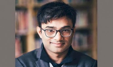 পিএচডি করেও উত্তর গোলার্ধ-দক্ষিণ গোলার্ধ কি বলতে পারে না!